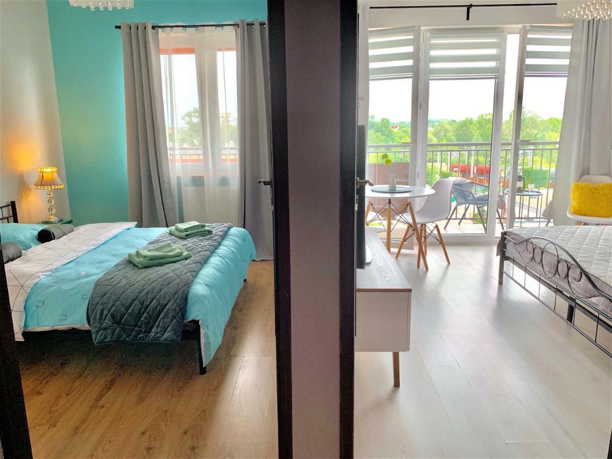 2-Room Apartment Nowy Dwór Mazowiecki Esterno foto